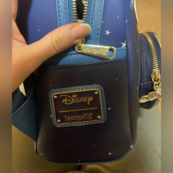 Loungefly Peter Pan Backback - Picture 8 of 8